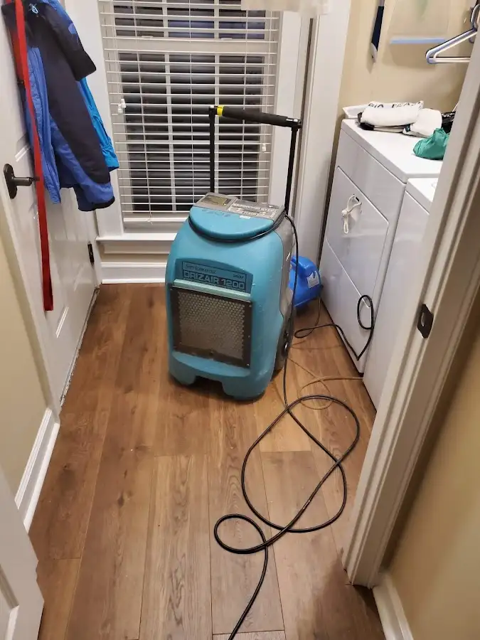Commercial dehumidifier deployed for Crawl Space Restoration in Crowley